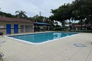 9267 NW 61st St, Tamarac, FL 33321 - Photo 17