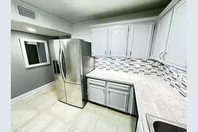 5050 NW 7th Street #602, Miami, FL 33126 - Photo 5