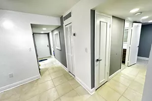 5050 NW 7th St, Miami, FL 33126 - Photo 27