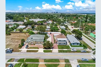 305 Cypress Drive #1,2,3,4,5, Lake Park, FL 33403 - Photo 35