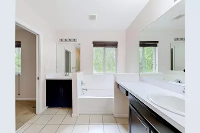 1366 NW 214th Terrace, Miami Gardens, FL 33169 - Photo 25