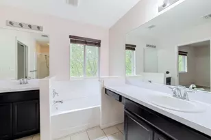 1366 NW 214 Terrace, Miami Gardens, FL 33169 - Photo 27