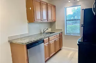 607 NE 29th Dr, Wilton Manors, FL 33334 - Photo 3