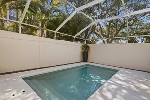 44 Live Oak Cir, Tequesta, FL 33469 - Photo 5
