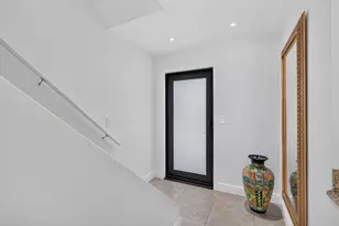 547 NE 7th Ave, Fort Lauderdale, FL 33301 - Photo 3