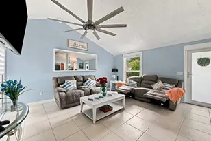 1731 SW 85th Ave, Miramar, FL 33025 - Photo 3
