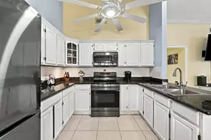1731 SW 85th Ave, Miramar, FL 33025 - Photo 5