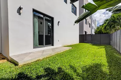 336 Balboa Street, Hollywood, FL 33019 - Photo 65