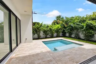 209 SE 5th St, Delray Beach, FL 33483 - Photo 15