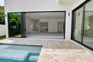 209 SE 5th St, Delray Beach, FL 33483 - Photo 23