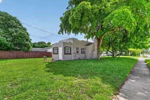 739 Kaye St, West Palm Beach, FL 33405 - Photo 7