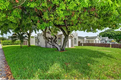 739 Kaye Street, West Palm Beach, FL 33405 - Photo 5