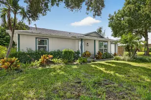 872 SW Nichols Terrace, Port Saint Lucie, FL 34953 - Photo 3