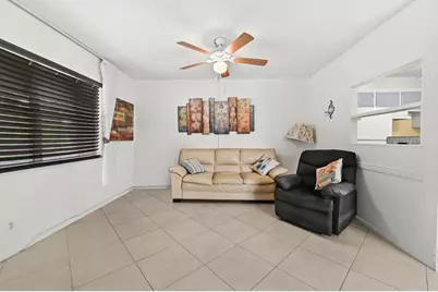305 Norwich M, West Palm Beach, FL 33417 - Photo 5