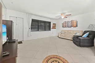 305 Norwich M, West Palm Beach, FL 33417 - Photo 3