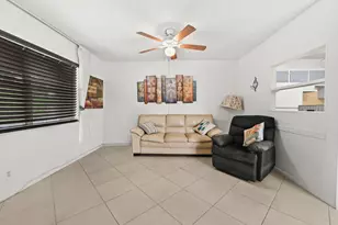 305 Norwich M, West Palm Beach, FL 33417 - Photo 5