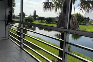 13 Kent A, West Palm Beach, FL 33417 - Photo 3