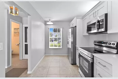 214 Foxtail Drive #F, Greenacres, FL 33415 - Photo 11