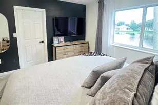 17082 NW 22nd St, Pembroke Pines, FL 33028 - Photo 9
