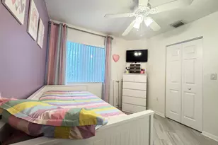 17082 NW 22nd St, Pembroke Pines, FL 33028 - Photo 13