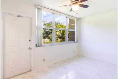 2825 SW 22nd Avenue #Apt 107, Delray Beach, FL 33445 - Photo 11