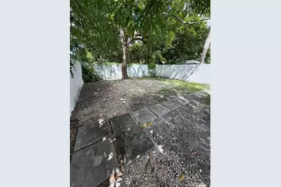 527 NW 91st Street #2, Miami, FL 33150 - Photo 5