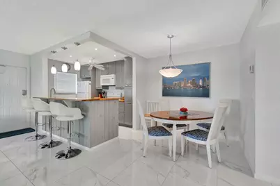 1182 S Drive Circle #D, Delray Beach, FL 33445 - Photo 7