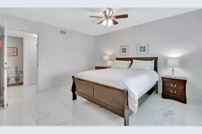 1182 S Drive Circle #D, Delray Beach, FL 33445 - Photo 15