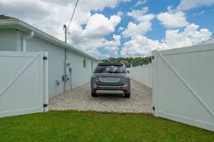 1912 SW Fanfare St, Port Saint Lucie, FL 34987 - Photo 27