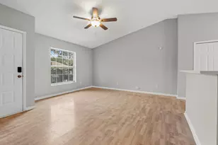 1358 SW Prairie Cir, Port Saint Lucie, FL 34953 - Photo 11