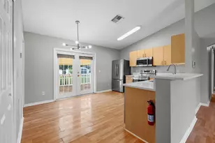 1358 SW Prairie Cir, Port Saint Lucie, FL 34953 - Photo 17