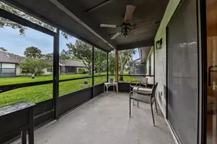 13 Bay Cedar Ct, Royal Palm Beach, FL 33411 - Photo 13