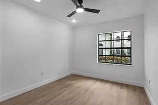 5250 Europa Dr, Boynton Beach, FL 33437 - Photo 35