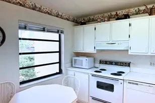 8410 Casa Del Lago, Boca Raton, FL 33433 - Photo 11