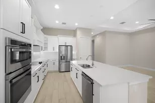 12615 SW Sunrise Lk Ter, Port Saint Lucie, FL 34987 - Photo 11