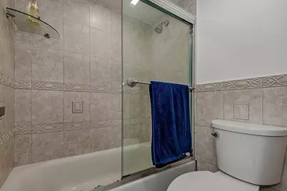 3475 N Country Club Drive #807, Aventura, FL 33180 - Photo 19