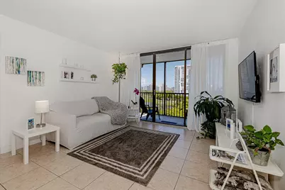 3475 N Country Club Drive #807, Aventura, FL 33180 - Photo 1