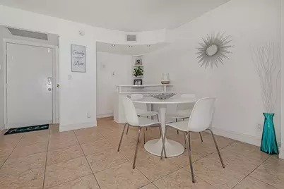 3475 N Country Club Drive #807, Aventura, FL 33180 - Photo 7