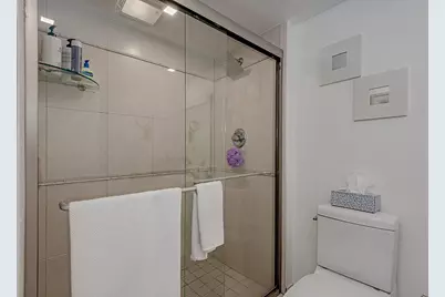 3475 N Country Club Drive #807, Aventura, FL 33180 - Photo 17