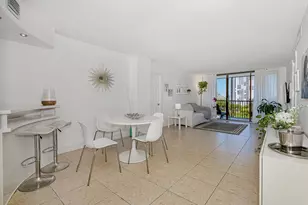 3475 N Country Club Dr, Aventura, FL 33180 - Photo 3