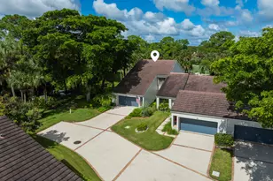 40 Edinburgh Dr, Palm Beach Gardens, FL 33418 - Photo 3