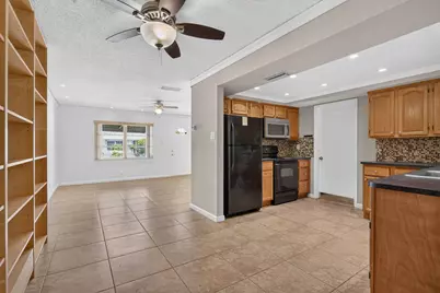 1010 NW 72nd Terrace, Margate, FL 33063 - Photo 5
