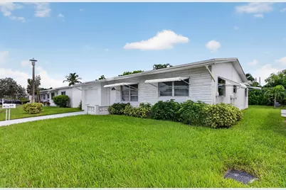 1010 NW 72nd Terrace, Margate, FL 33063 - Photo 3