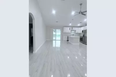 4001 SW McCrory Street, Port Saint Lucie, FL 34953 - Photo 5