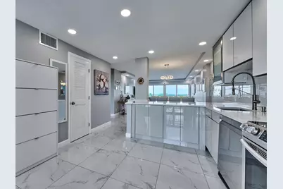 2611 N Riverside Drive #606, Pompano Beach, FL 33062 - Photo 9