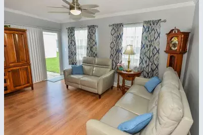 116 SW 10th Court, Boynton Beach, FL 33426 - Photo 7