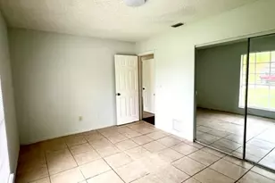 357 NE Camelot Dr, Port Saint Lucie, FL 34983 - Photo 13