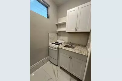 232 SW 10th Street, Hallandale Beach, FL 33009 - Photo 7