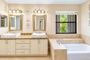 1431 SW 87th Way, Pembroke Pines, FL 33025 - Photo 7