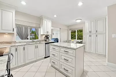626 NW 100th Way, Coral Springs, FL 33071 - Photo 17